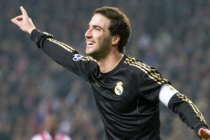 开云体育世界杯-拉梅洛·鲍尔，当魔术师之子在季后赛的熔炉中起舞